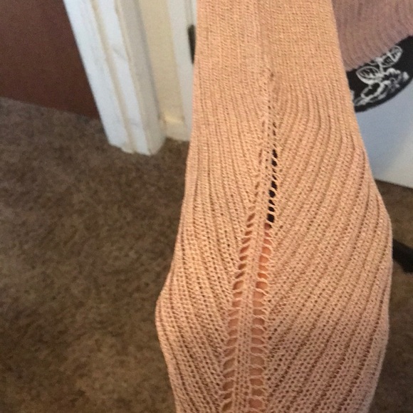 Beautiful Cold Shoulder Sweater - Picture 4 of 8